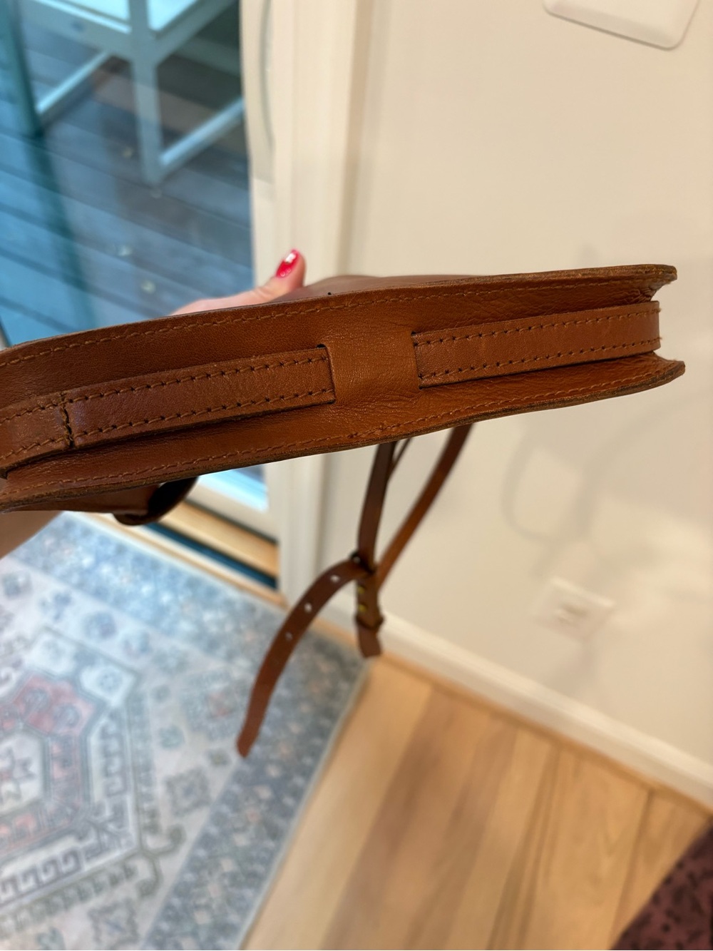 Madewell The Simple crossbody purse in English Saddle Brown - Picture 7 of 7